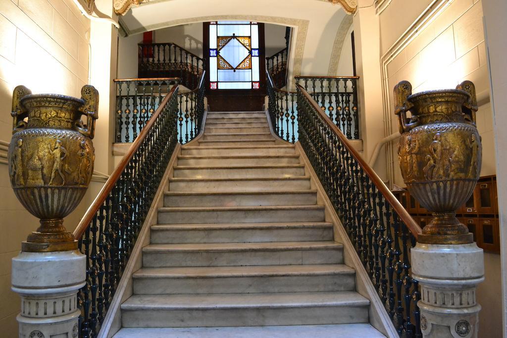 Blue Hostel Barcelona Bagian luar foto